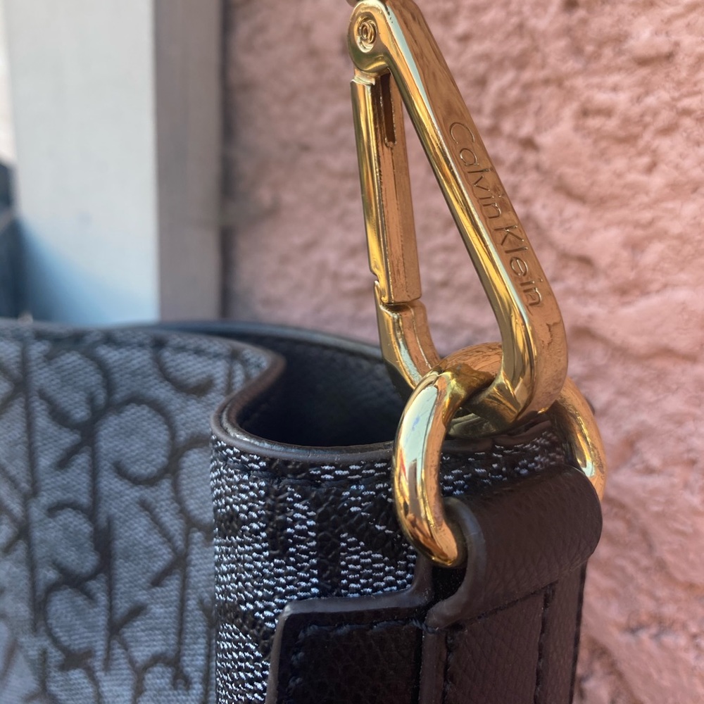 Calvin Klein Handbag - Picture 4 of 16